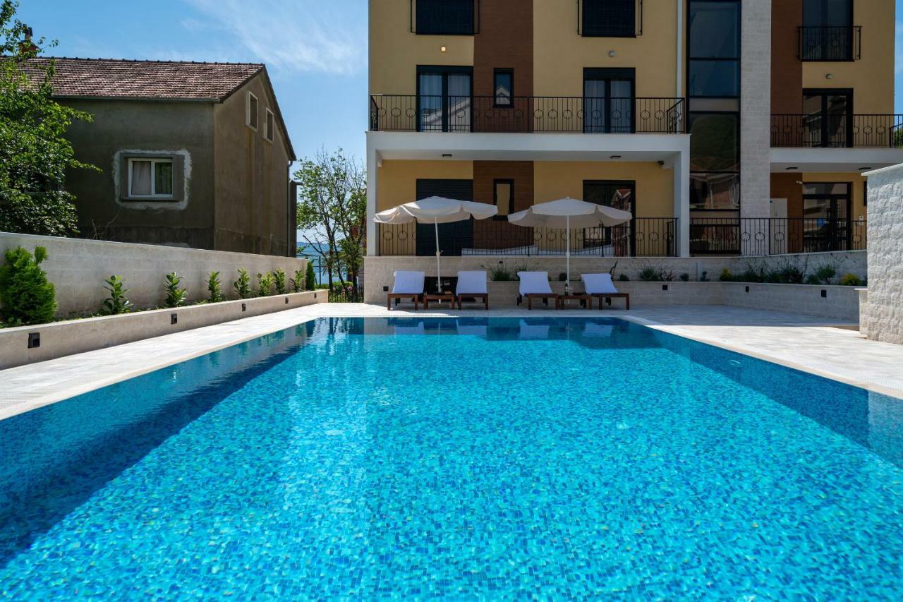 Sealine Apartments A1 Tivat Eksteriør bilde